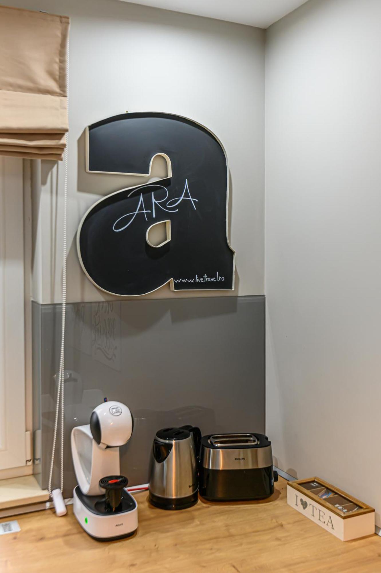Ara Apart Hotel #3 ブラショフ エクステリア 写真